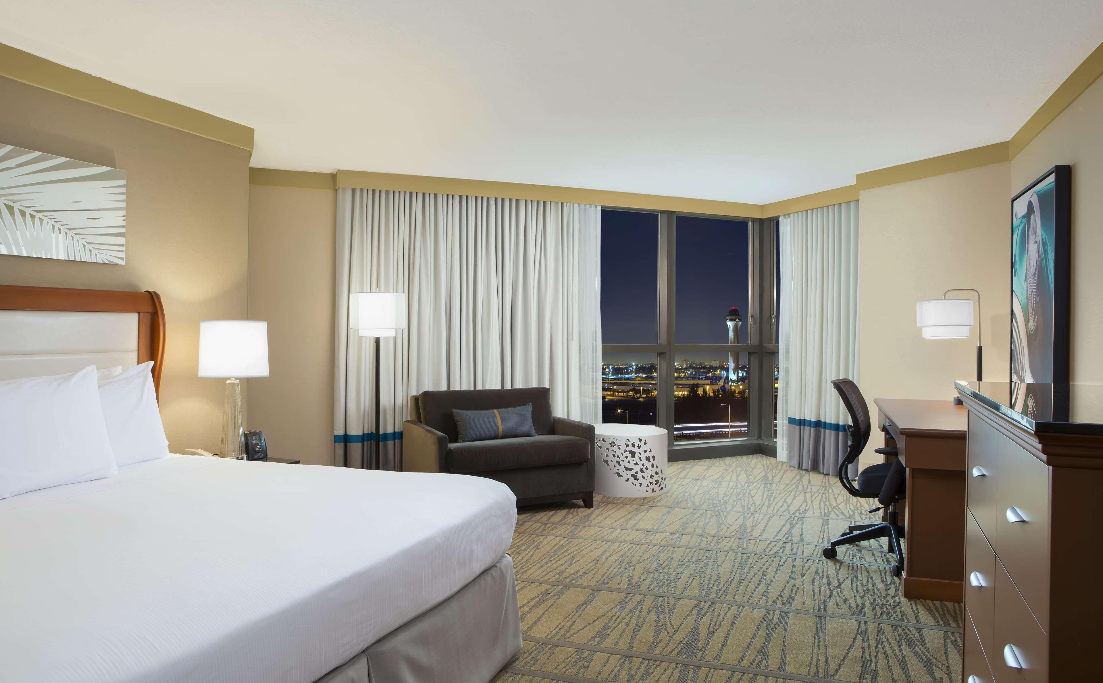 Doubletree By Hilton Hotel Miami Airport & Convention Center Miami Springs Exterior foto