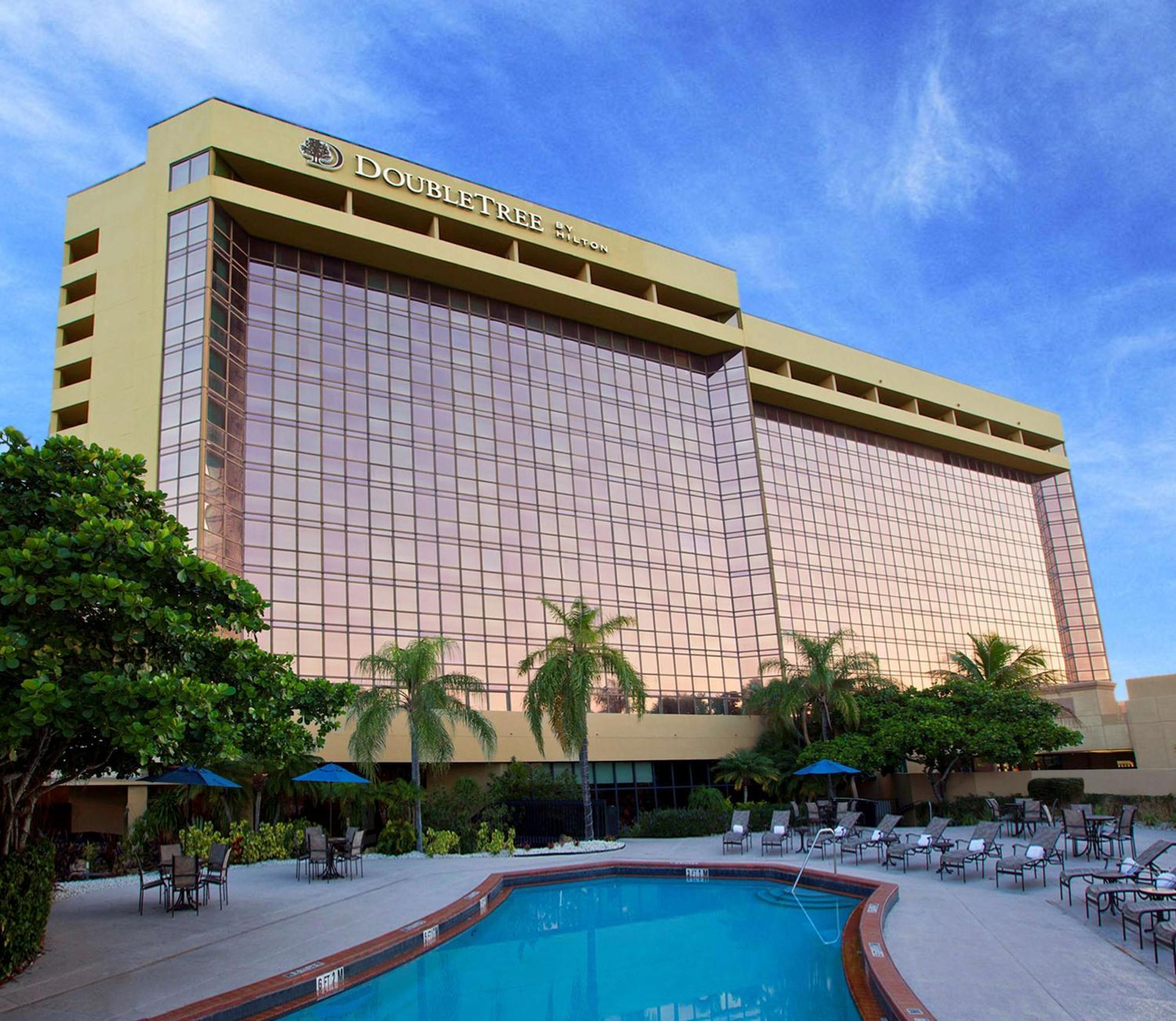 Doubletree By Hilton Hotel Miami Airport & Convention Center Miami Springs Exterior foto